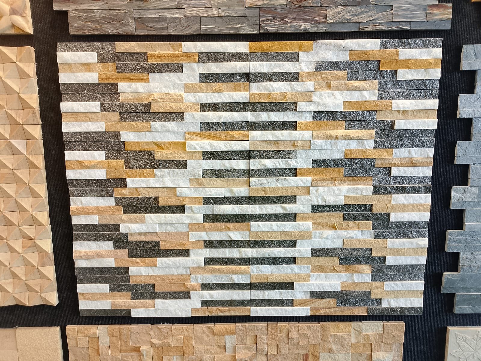 Tricolor Tan, White & Black Stone